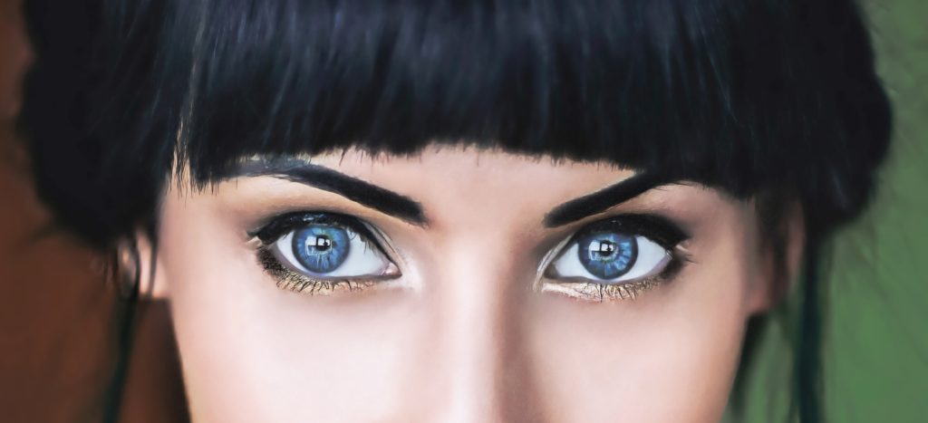 image-of-dark-eyebrows